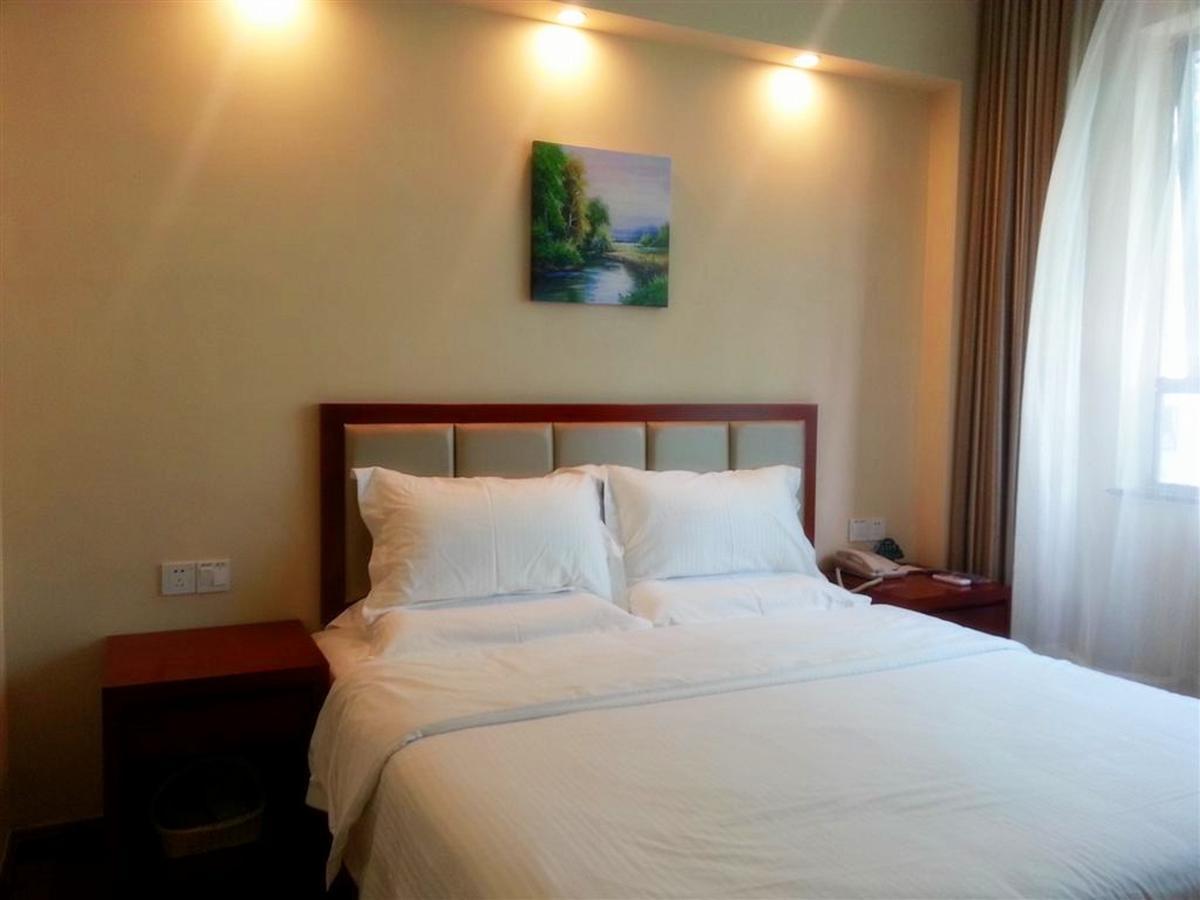 Greentree Inn Zhejiang Ningbo Dongqian Lake Yinxian Avenue North Mozhi Road Business Hotel Exterior photo
